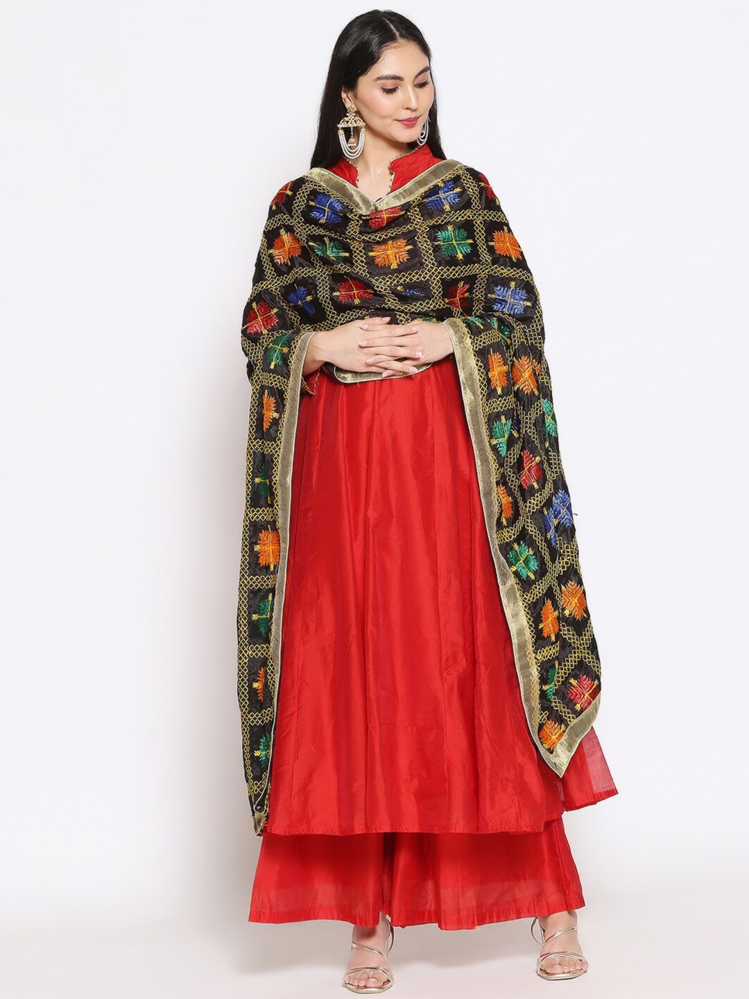 

Dupatta Bazaar Black & Gold-Toned Embroidered Dupatta with Phulkari