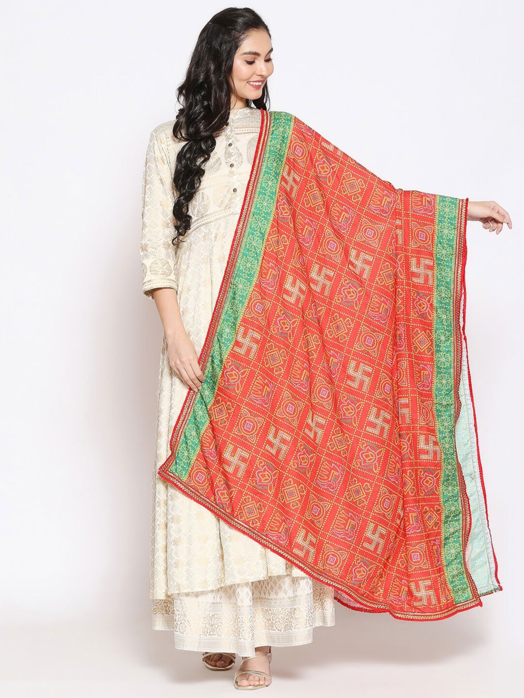 

Dupatta Bazaar Red & Green Printed Dupatta with Gotta Patti