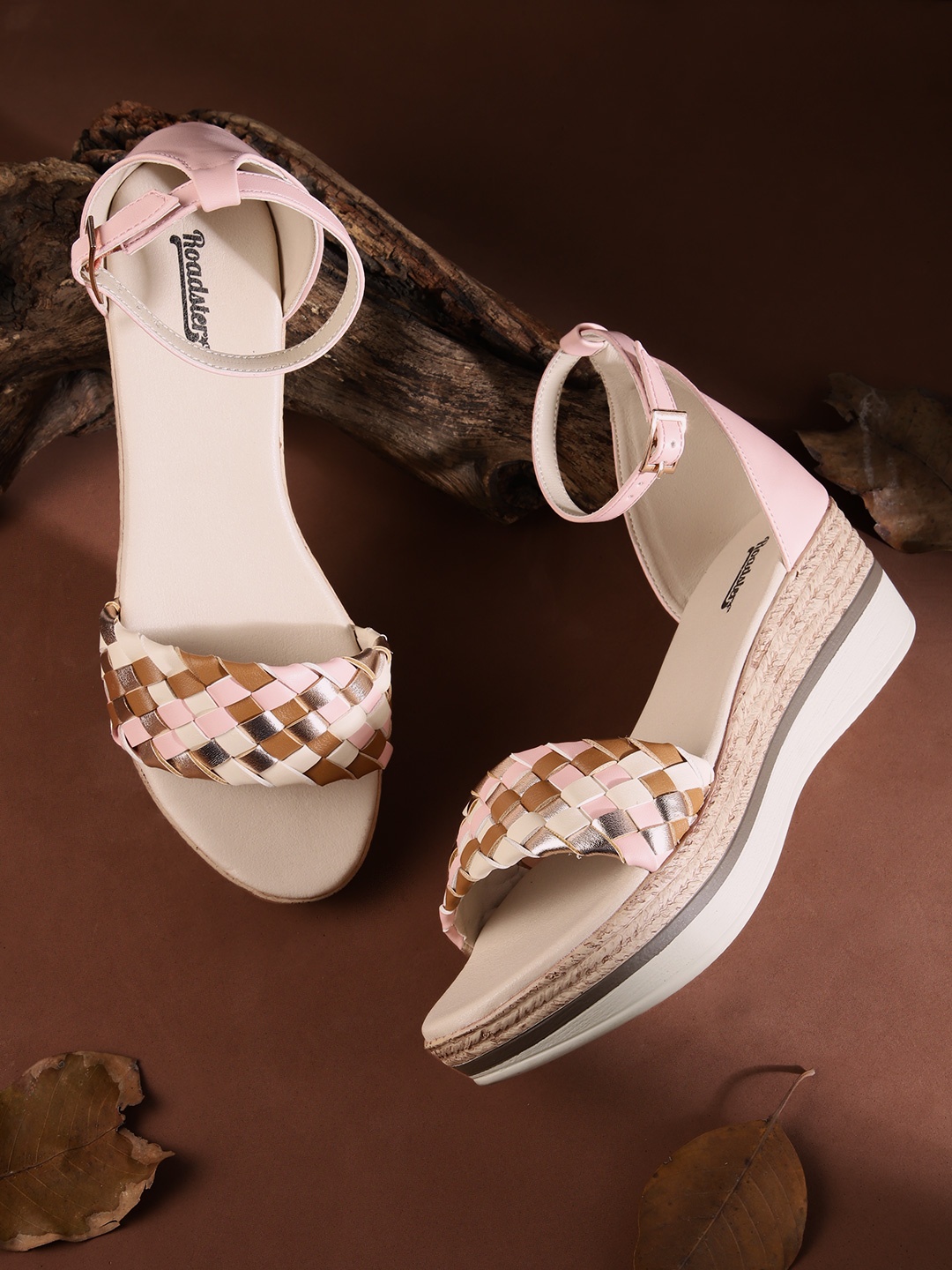 

Roadster Pink & White Basketweave Wedges
