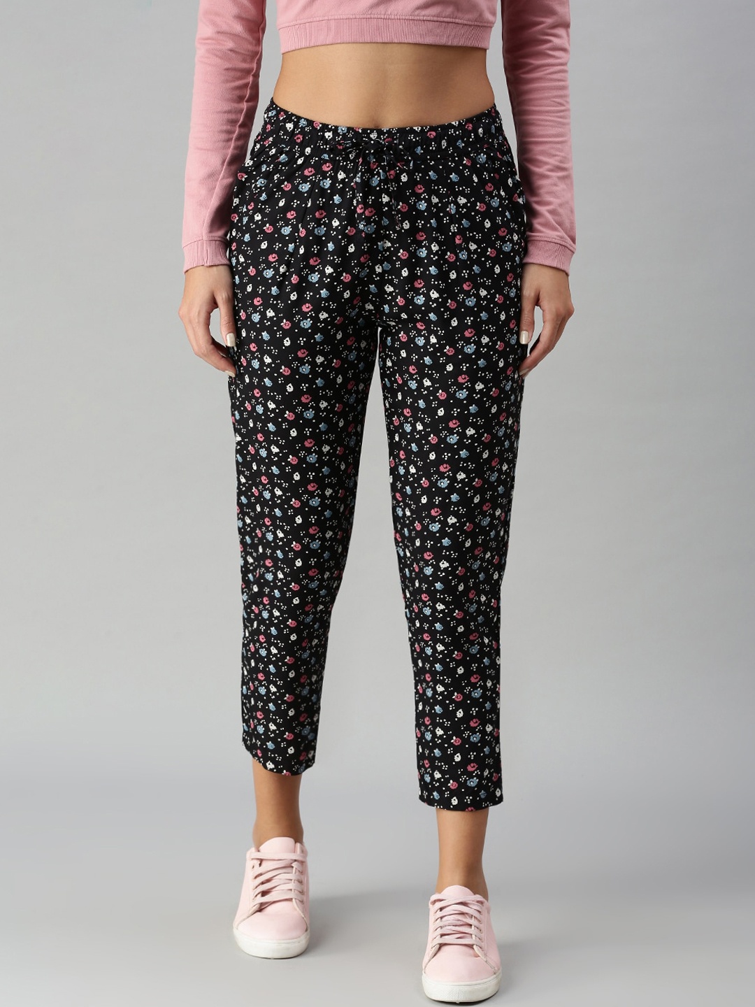 

De Moza Women Black Printed Loose Fit Trousers