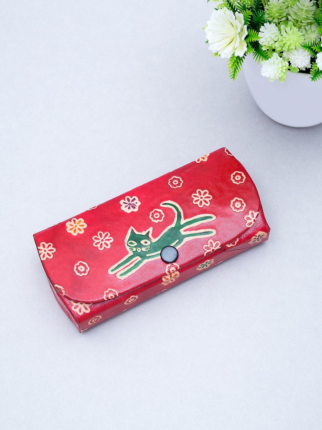 

Golden Peacock Red & White Hand-Painted Leather Sunglasses Case