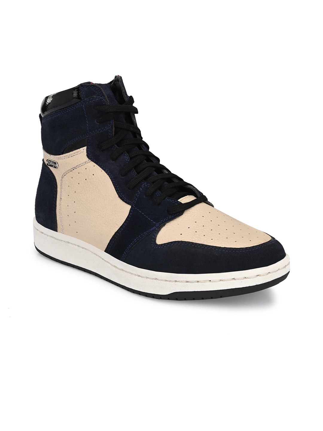 

Delize Men Beige Colourblocked Sneakers