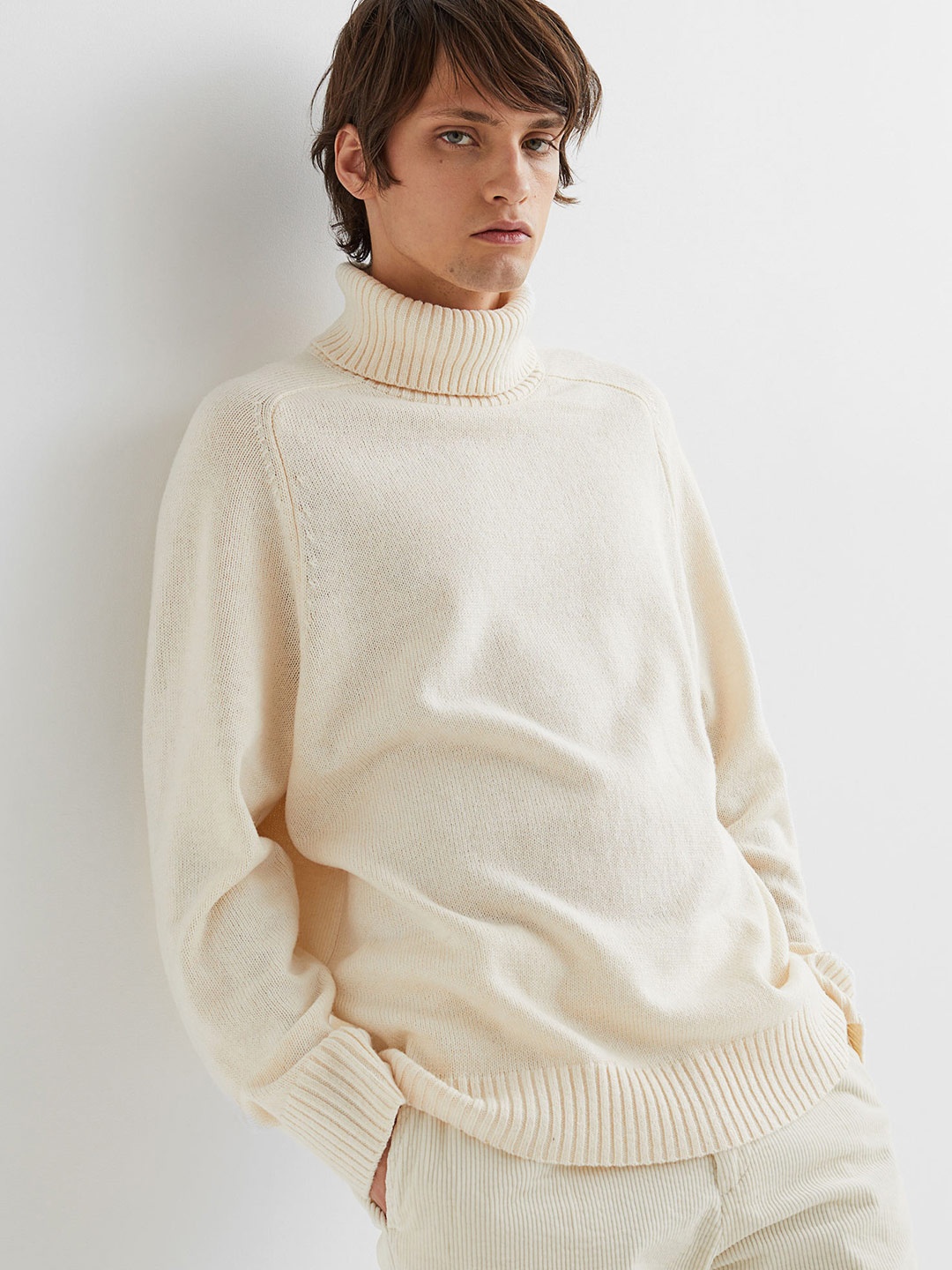

H&M Men White Relaxed Fit Polo-Neck Jumper
