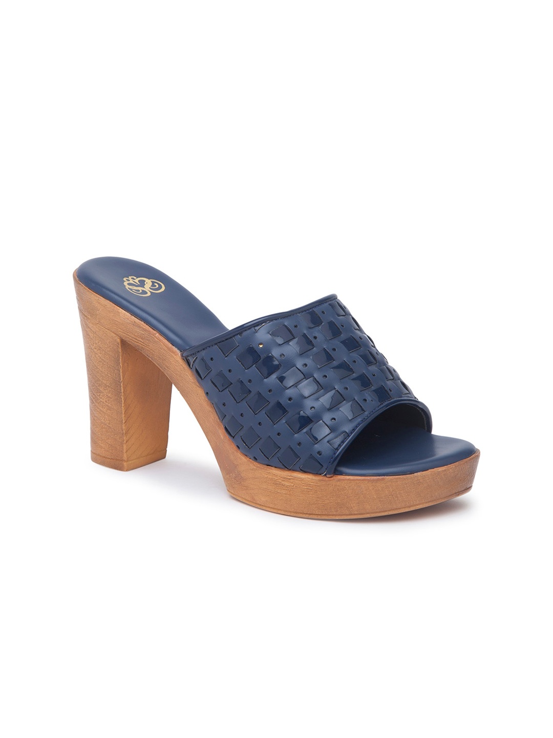 

Sole To Soul Woman Blue Block Sandals