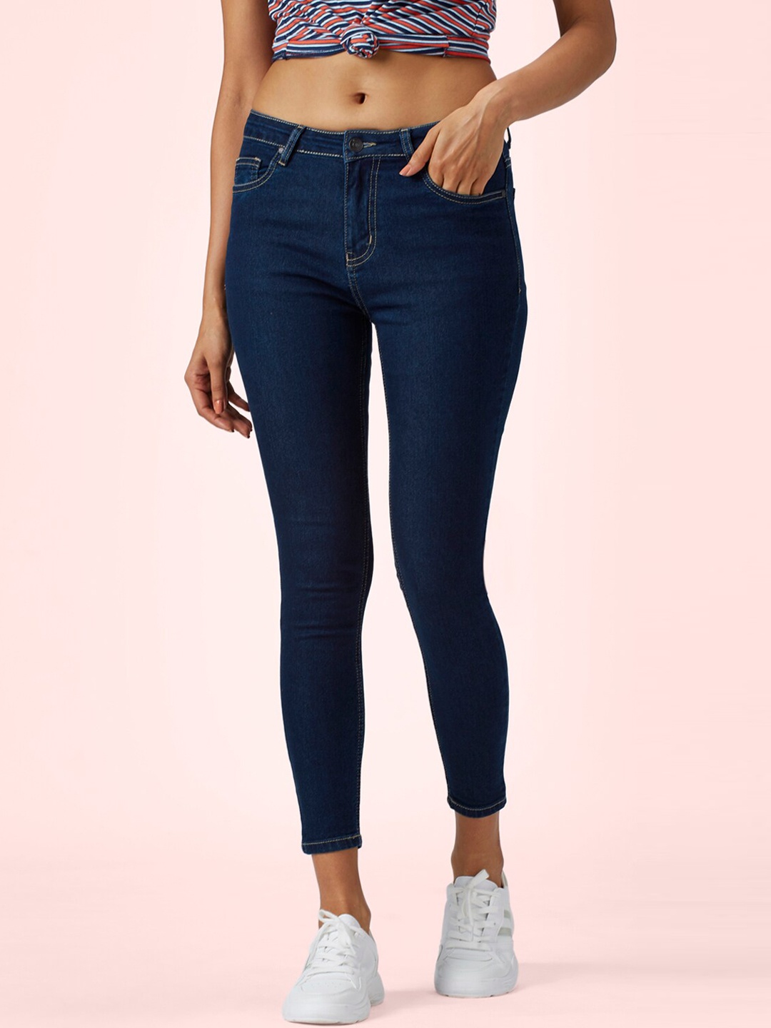 

People Women Blue Tapered Fit Cropped Jeans