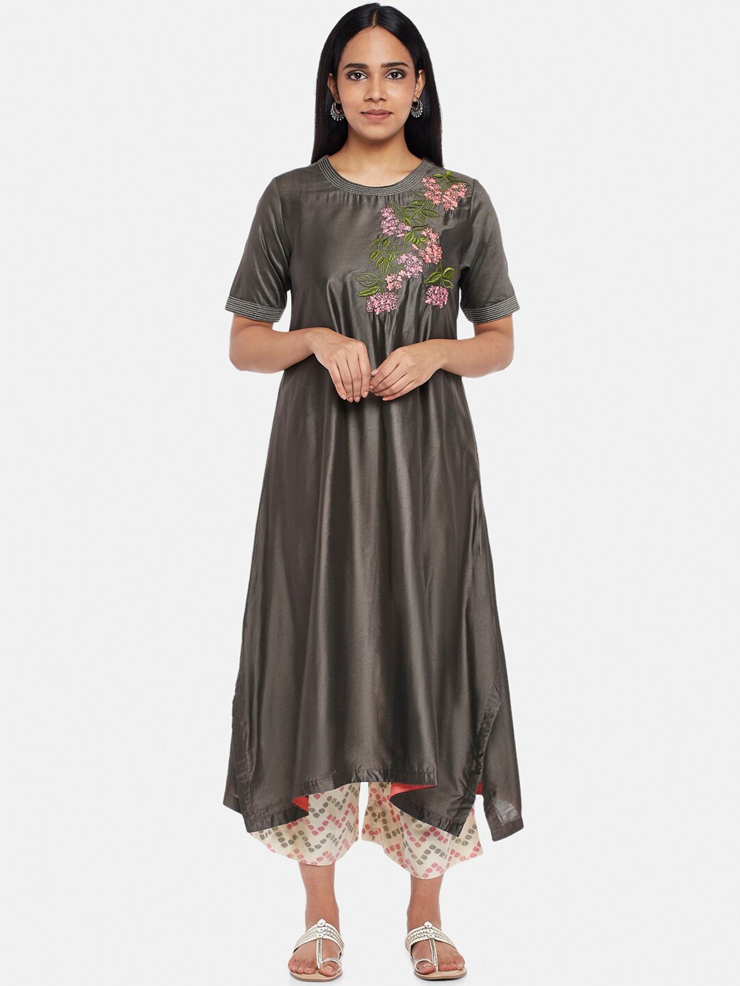 

RANGMANCH BY PANTALOONS Women Charcoal Grey Yoke Embroidered A-line Kurta