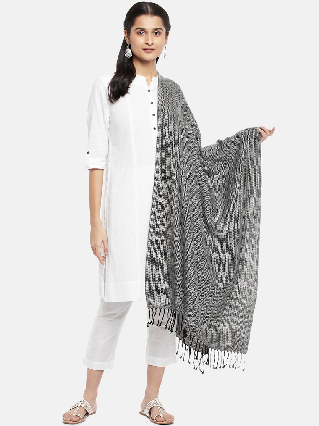 

RANGMANCH BY PANTALOONS Women Black & Grey Embroidered Shawl