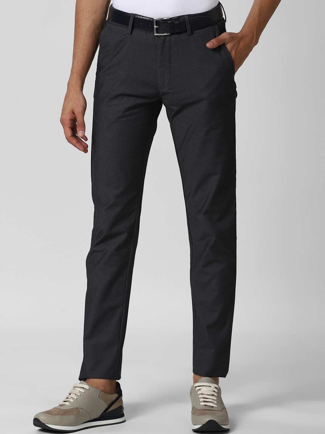 

Peter England Casuals Men Charcoal Slim Fit Trousers