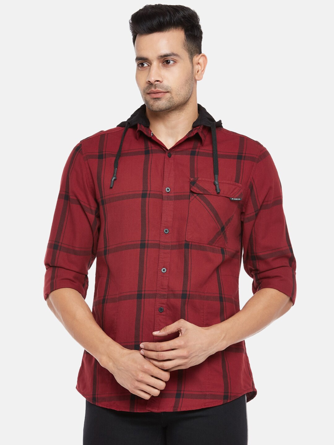 

SF JEANS by Pantaloons Men Red Slim Fit Hooded Twill Checked Pure Cotton Casual Shirt