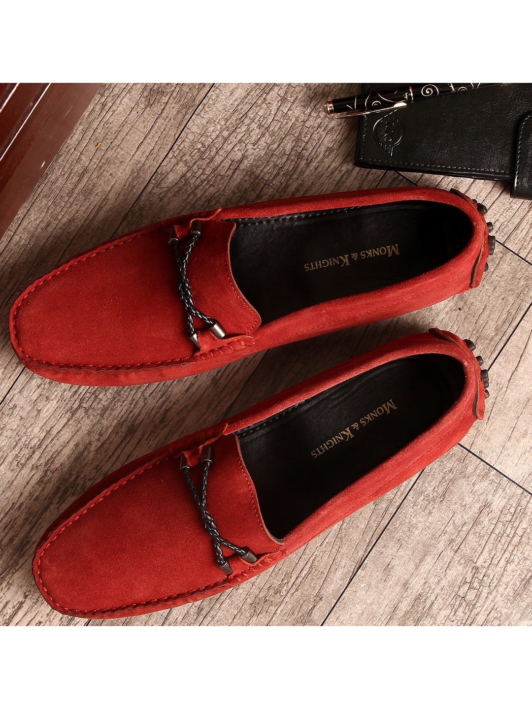 

MONKS & KNIGHTS Men Red Suede Driving Shoes