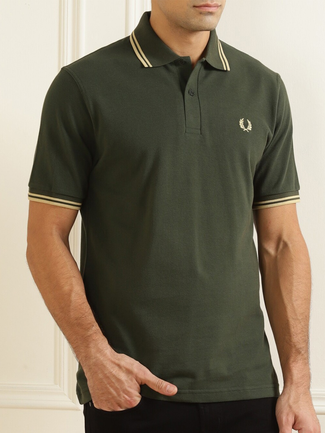 

Fred Perry Men Green Solid Polo Collar T-shirt