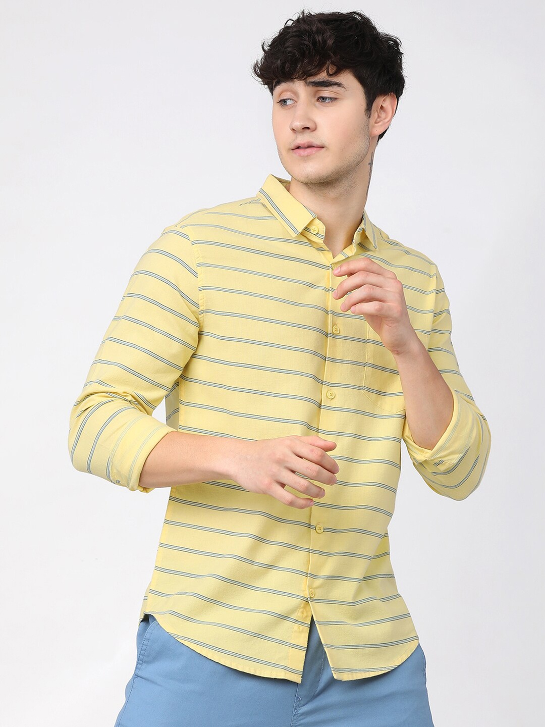 

KETCH Men Slim Fit Horizontal Striped Casual Shirt, Yellow