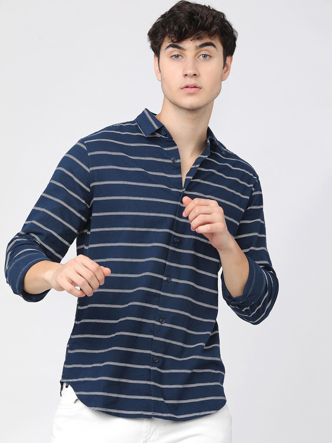 

KETCH Men Navy Blue Slim Fit Horizontal Striped Casual Shirt