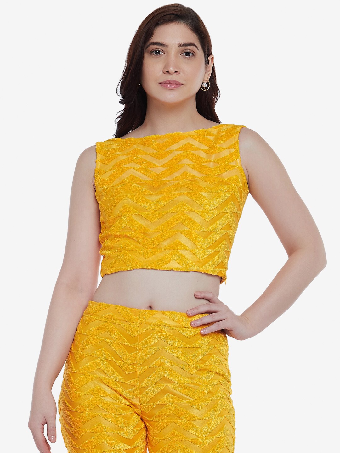 

Emmyrobe Yellow Regular Crop Top