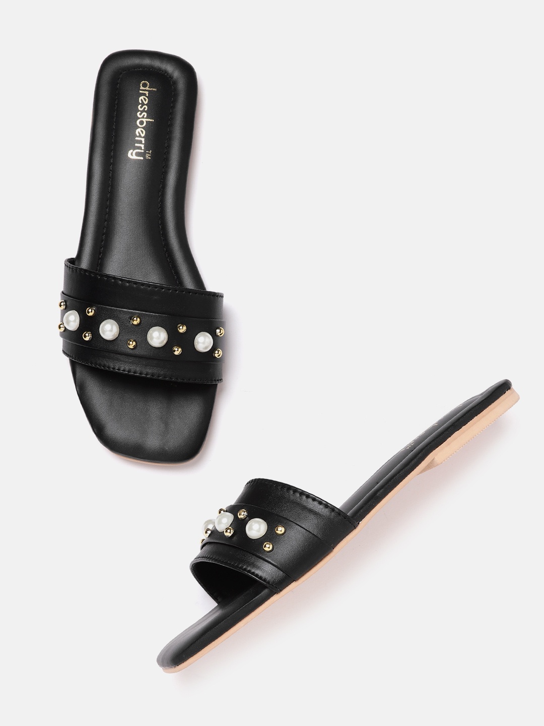 

DressBerry Women Black & Off-White Embellished Open Toe Flats