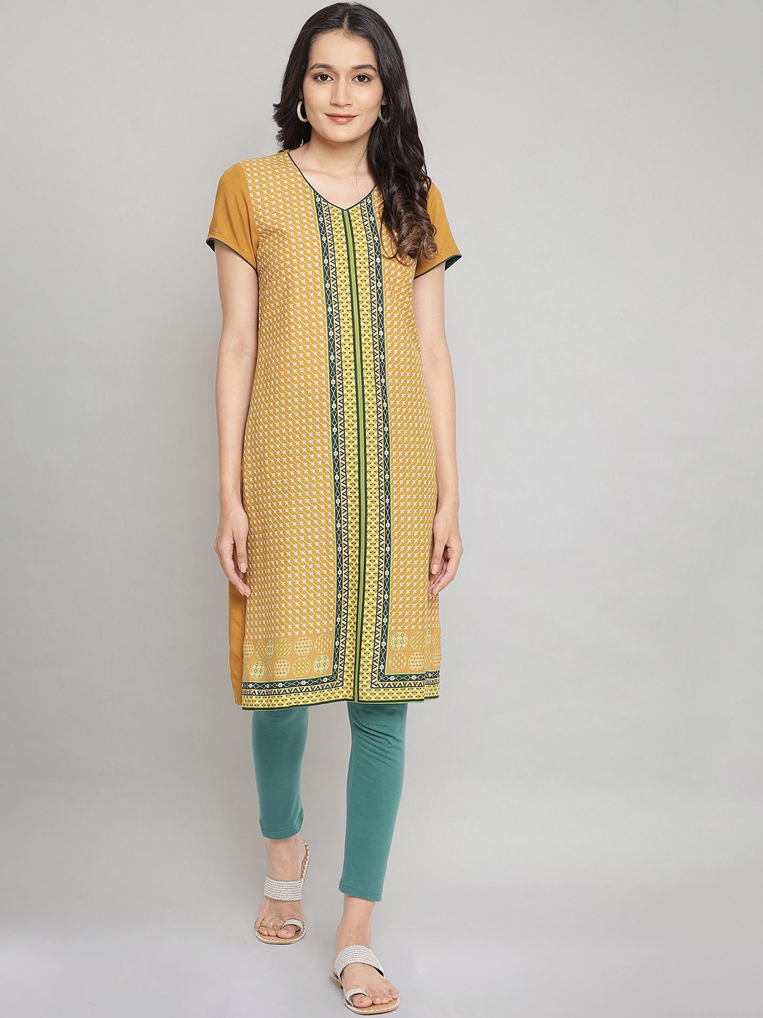 

AURELIA Women Mustard Yellow Geometric Printed Straight Pure Cotton Kurta