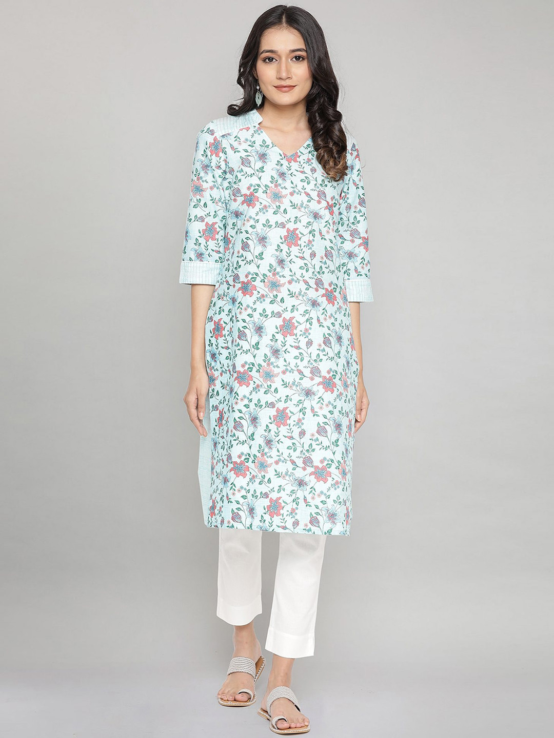 

AURELIA Women Blue Floral Printed Pure Cotton Straight Kurta