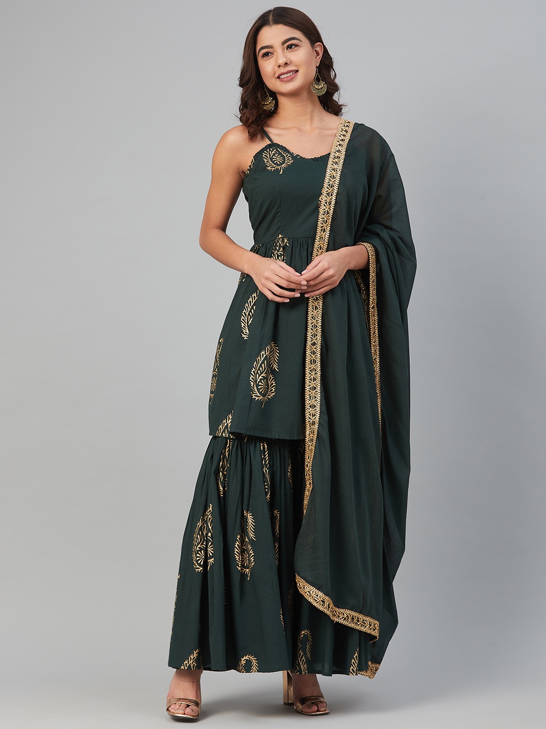 

Hatheli Women Green Paisley Hand Block Pleated Cotton Kurta with Sharara & With Dupatta