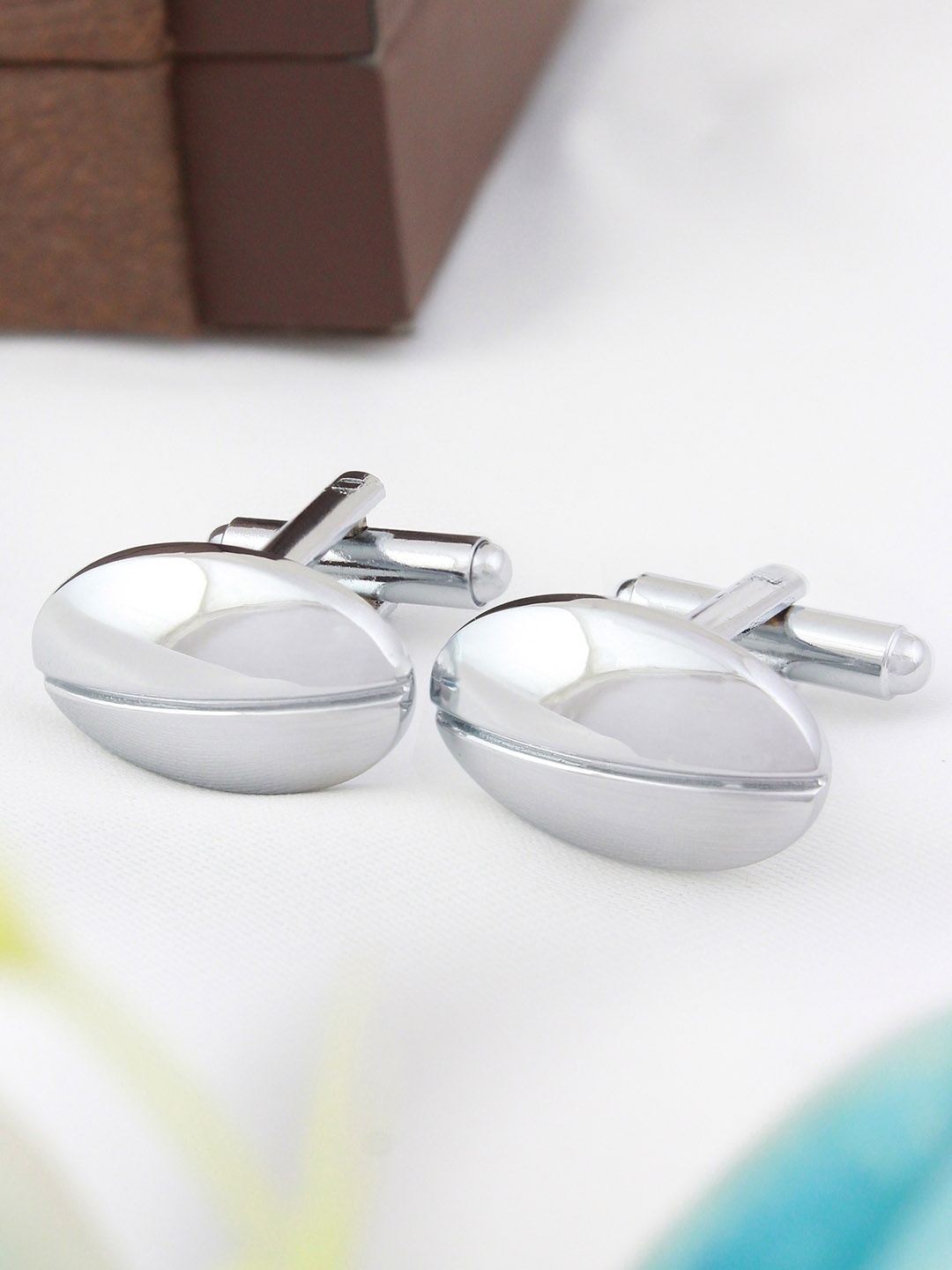 

KOVOVE Silver-Toned Cufflink