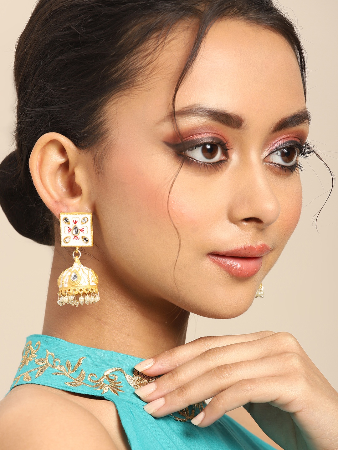 

Anouk White & Gold-Toned Stone Studded & Beaded Dome Shaped Jhumkas Earrings