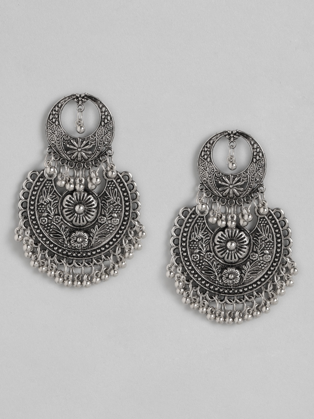 

Anouk Silver-Toned Oxidised Crescent Shaped Chandbalis