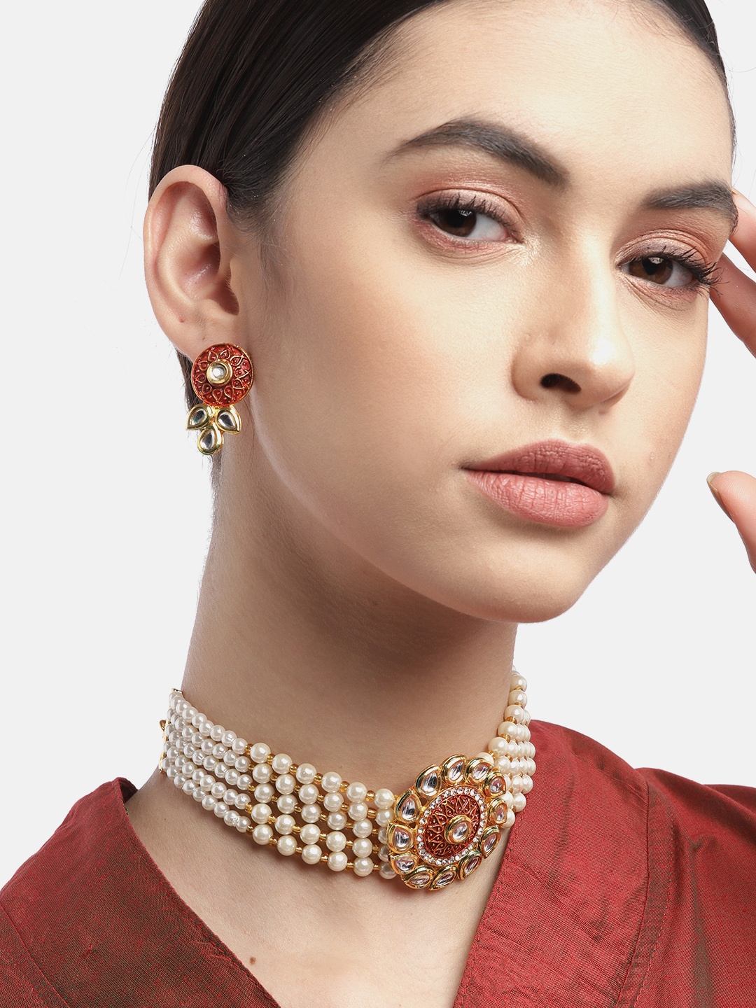 

Anouk Off-White & Gold-Toned Stone Studded & Beaded Enamelled Jewellery Set