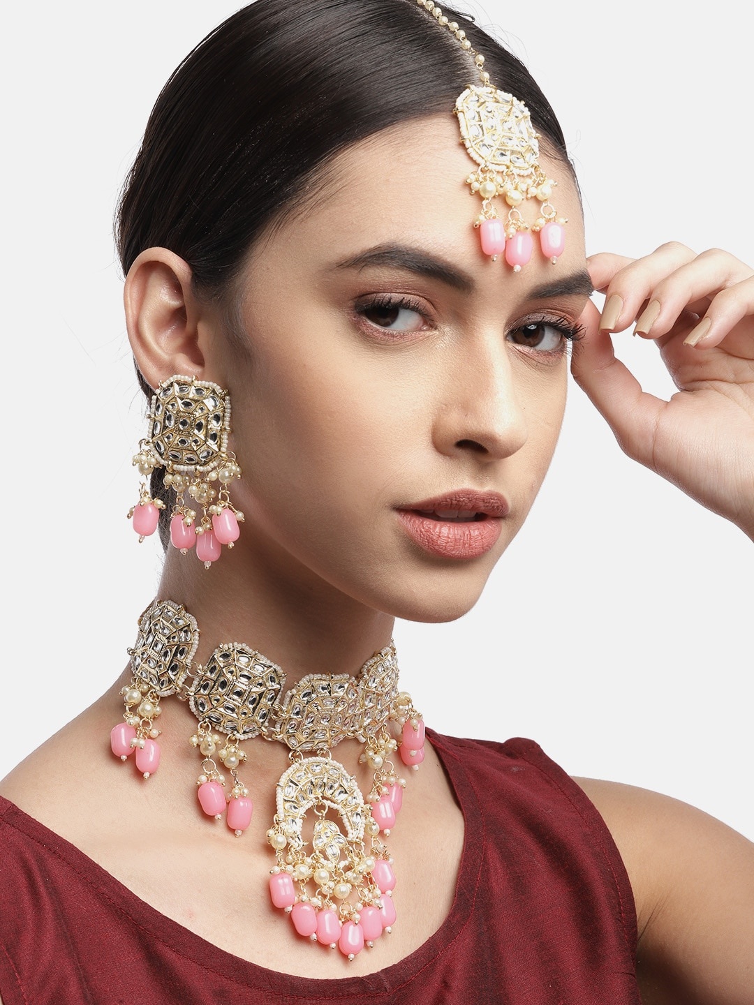 

Anouk Pink & Gold-Toned Kundan Studded & Beaded Jewellery Set