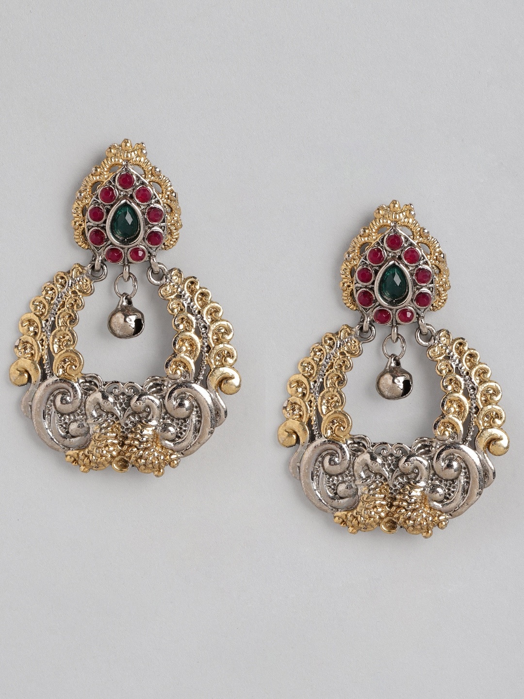 

Anouk Silver-Toned & Gold-Toned Oxidised Stone Studded Peacock Shaped Chandbalis