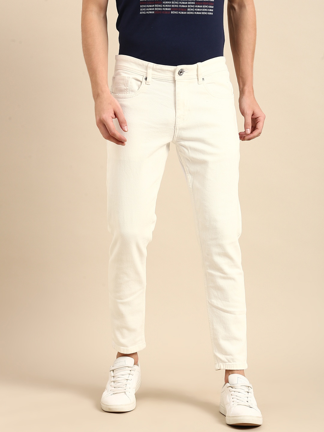 

Being Human Men White Solid Mid-Rise Skinny Fit Cropped Jeans