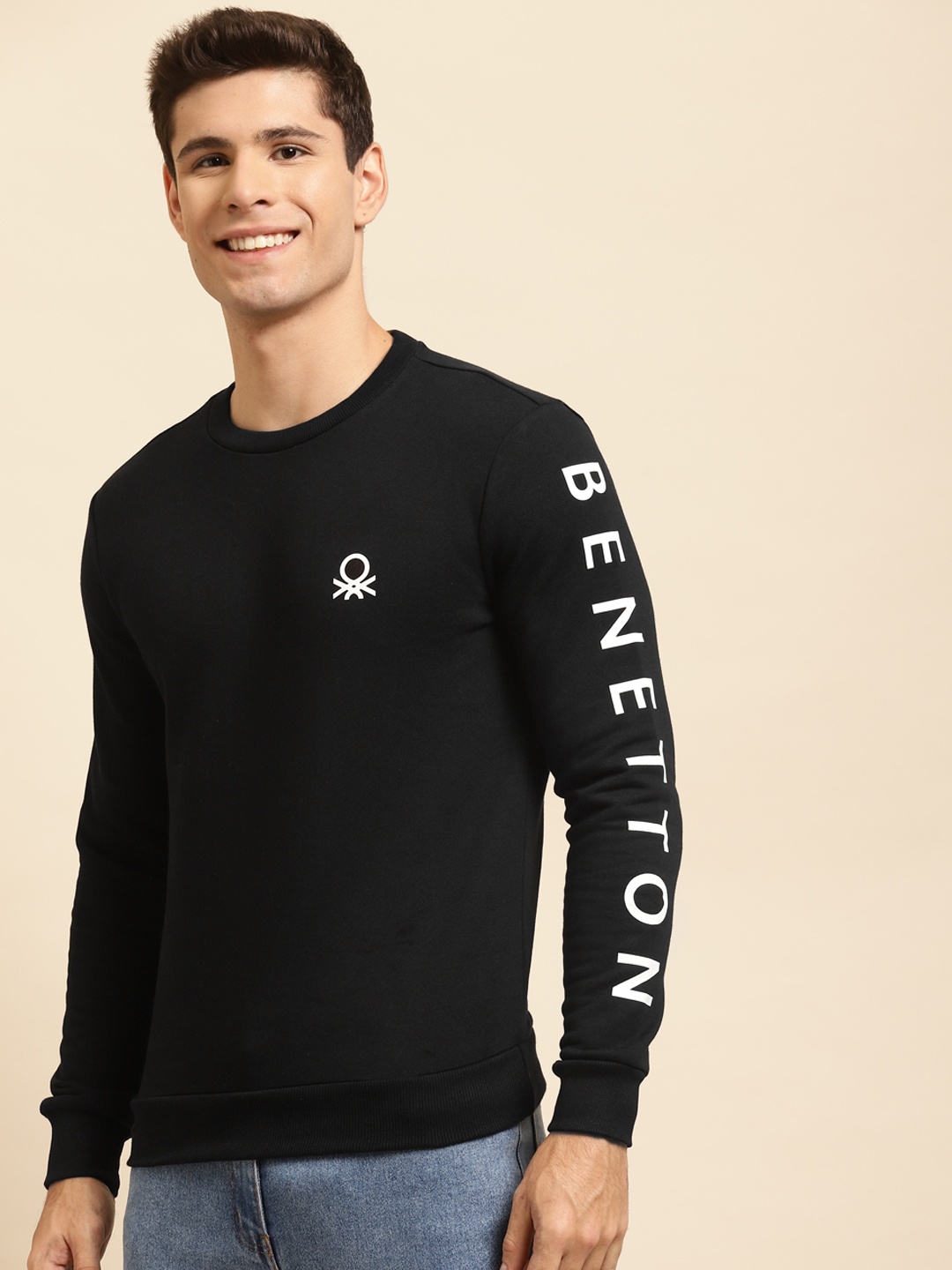 

United Colors of Benetton Men Black Solid Sweatshirt