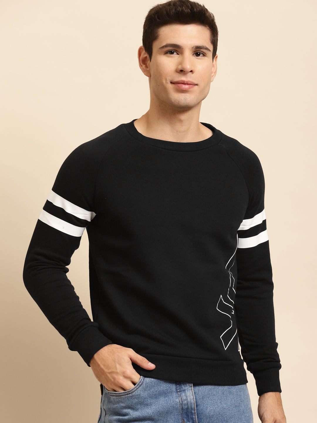 

United Colors of Benetton Men Black & White Printed Sweatshirt