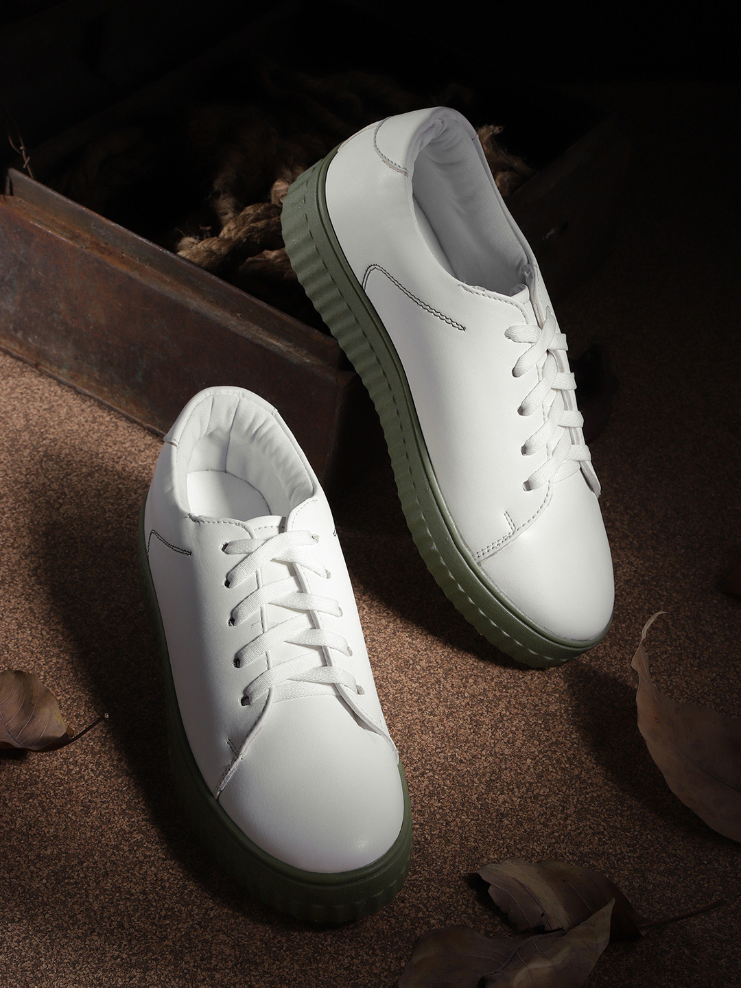 

The Roadster Lifestyle Co Women White Solid Sneakers