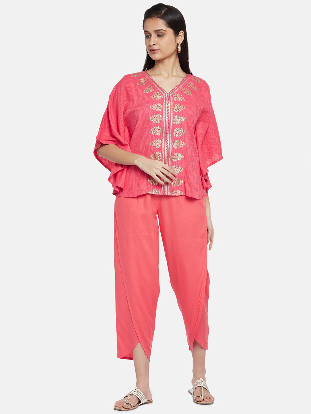 

AKKRITI BY PANTALOONS Women Coral & Gold-Toned Printed Top with Trousers