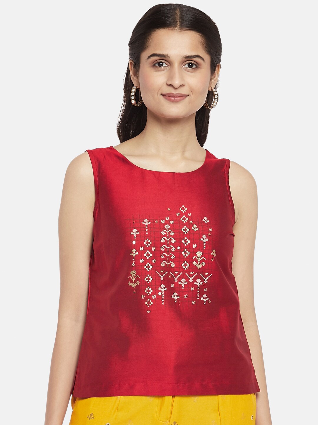 

AKKRITI BY PANTALOONS Red & White Floral Regular Top
