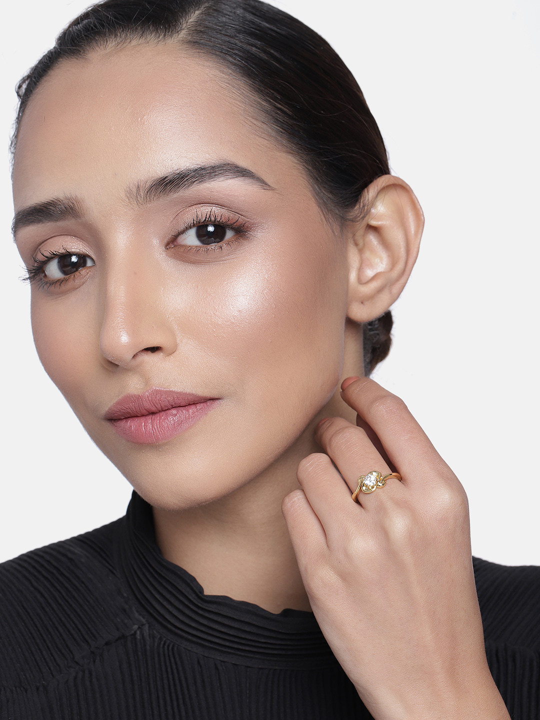 

Estele Gold-Plated White American Diamond Studded Finger Ring