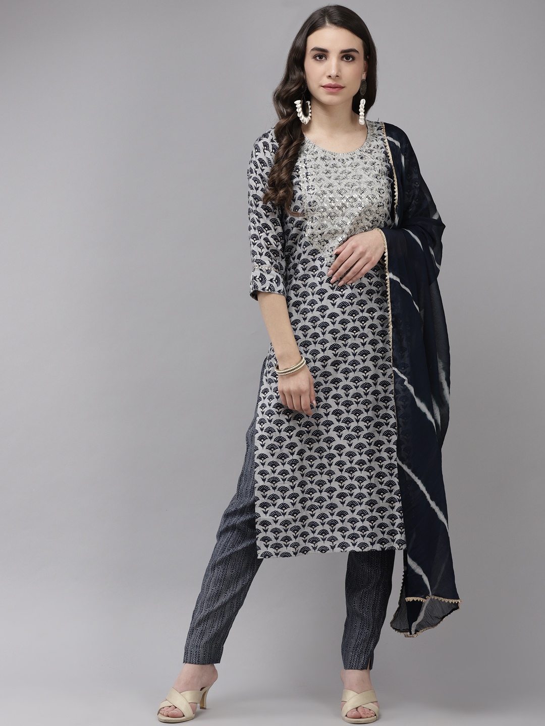 

Ishin Women Grey Floral Embroidered Regular Kurta with Trousers & With Dupatta