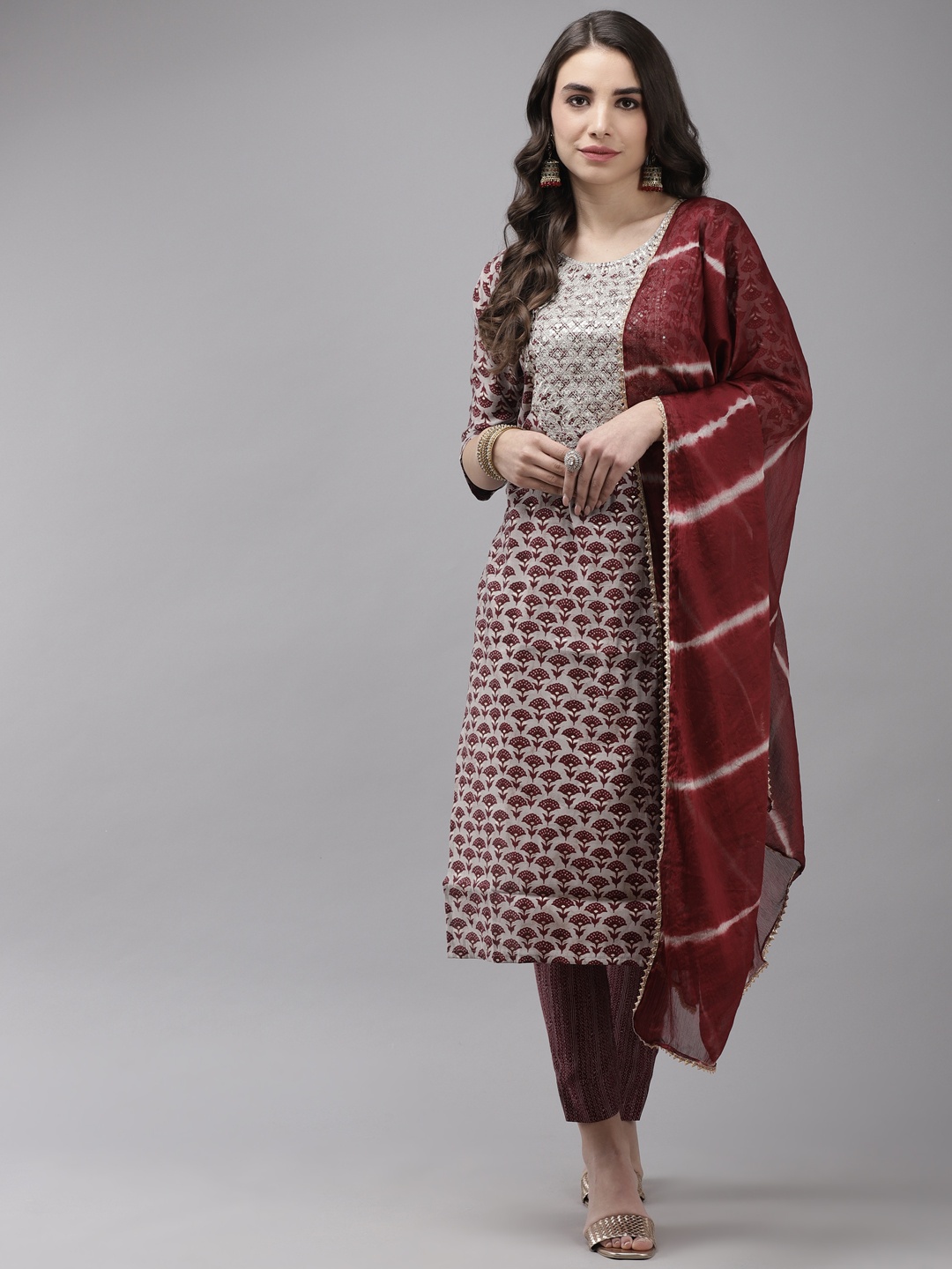 

Ishin Women Grey Floral Embroidered Regular Kurta with Trousers & With Dupatta