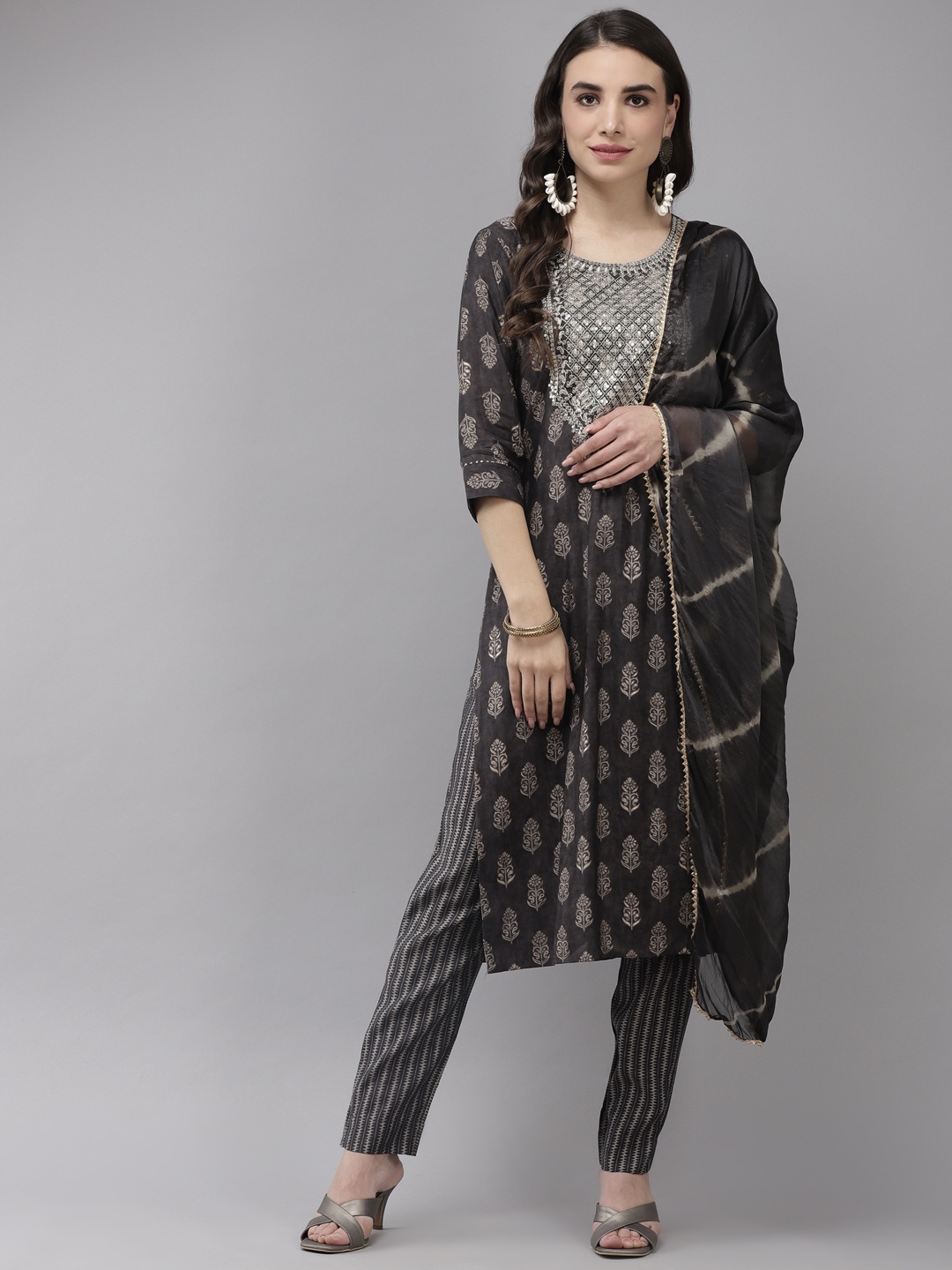 

Ishin Women Grey Floral Embroidered Regular Kurta with Trousers & With Dupatta