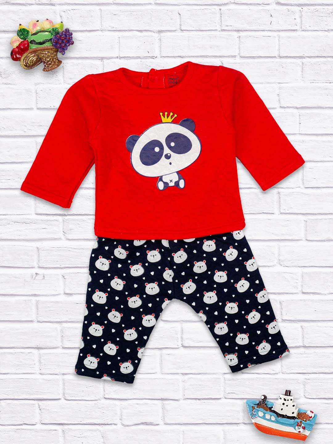 

MeeMee Boys Red & Black Cotton Printed Top with Leggings
