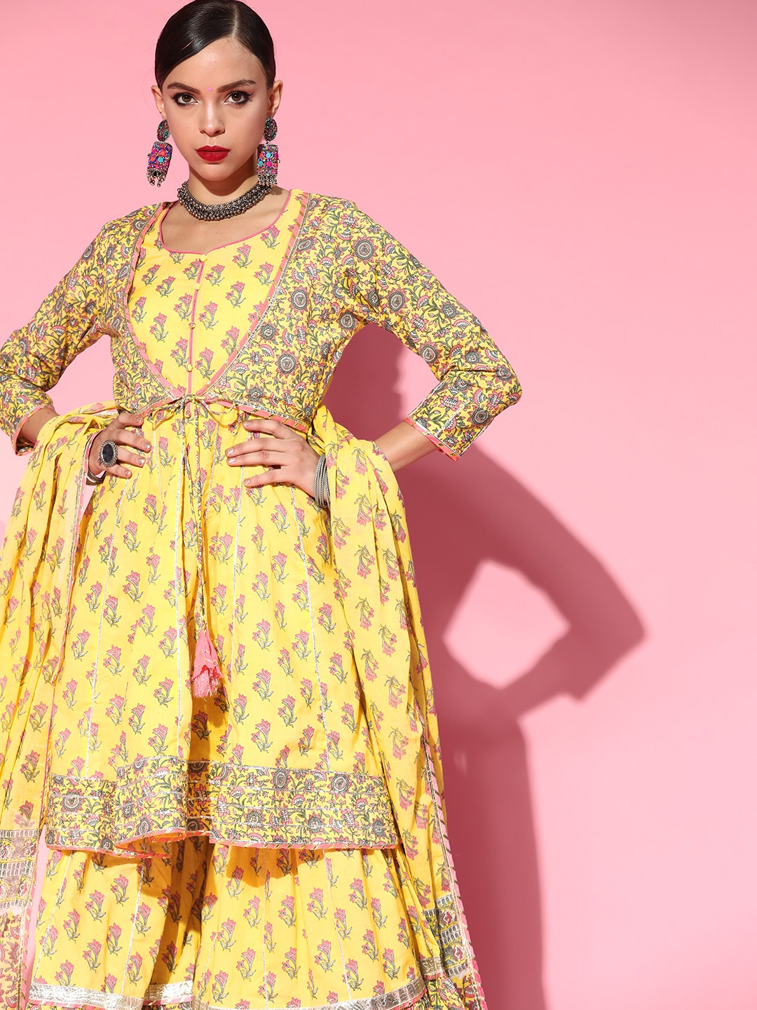 

Ishin Women Yellow Floral Embroidered Regular Gotta Patti Pure Cotton Kurta with Sharara & With Dupatta