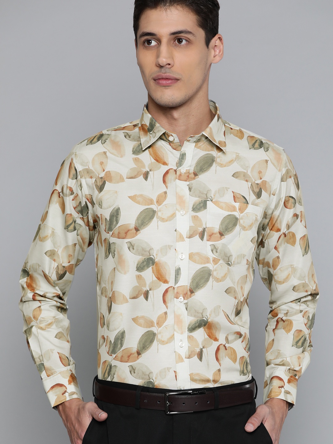 

DENNISON Men Cream-Coloured Smart Slim Fit Conversational Printed Formal Shirt