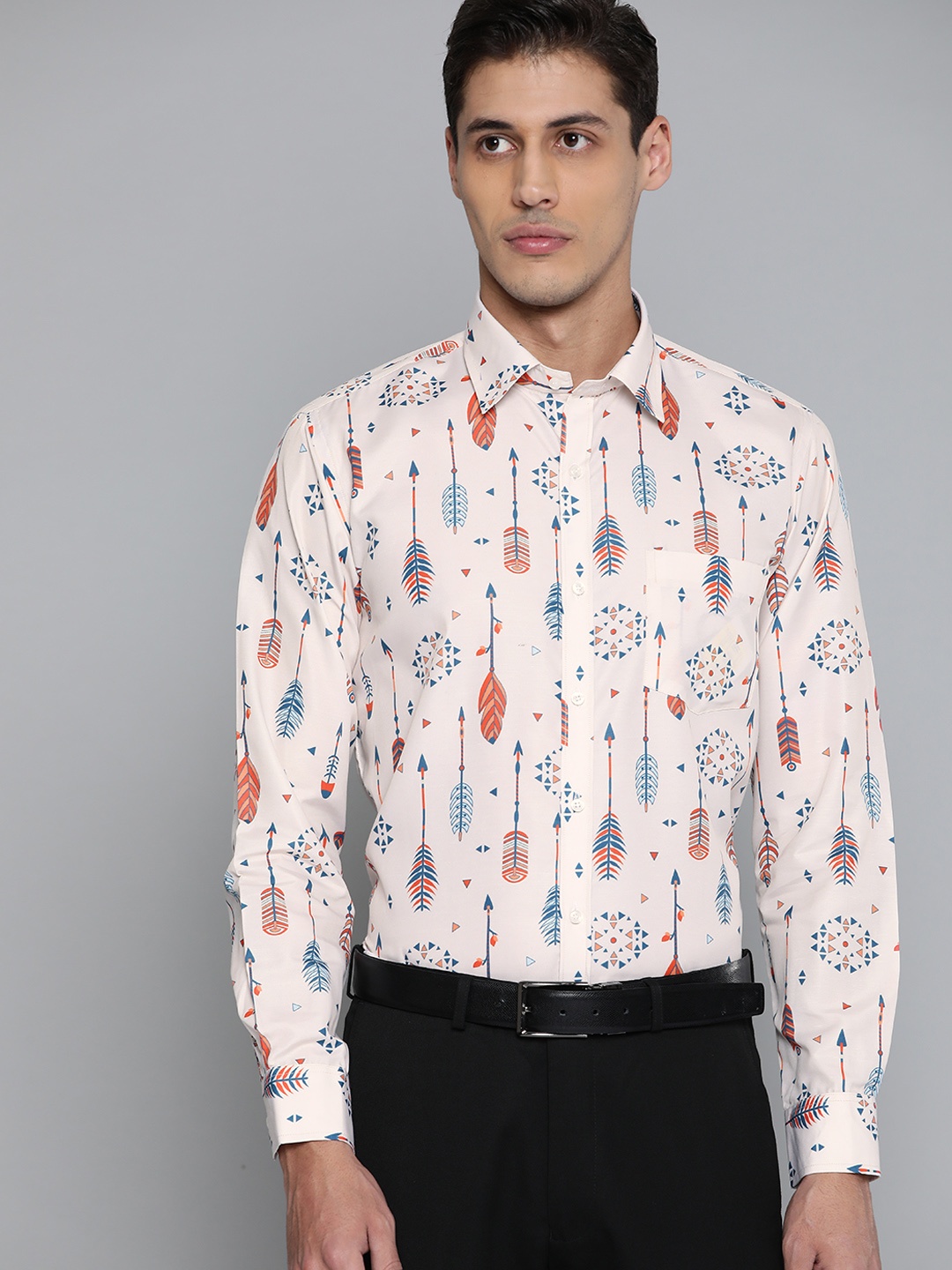 

DENNISON Men Cream-Coloured Smart Slim Fit Printed Formal Shirt