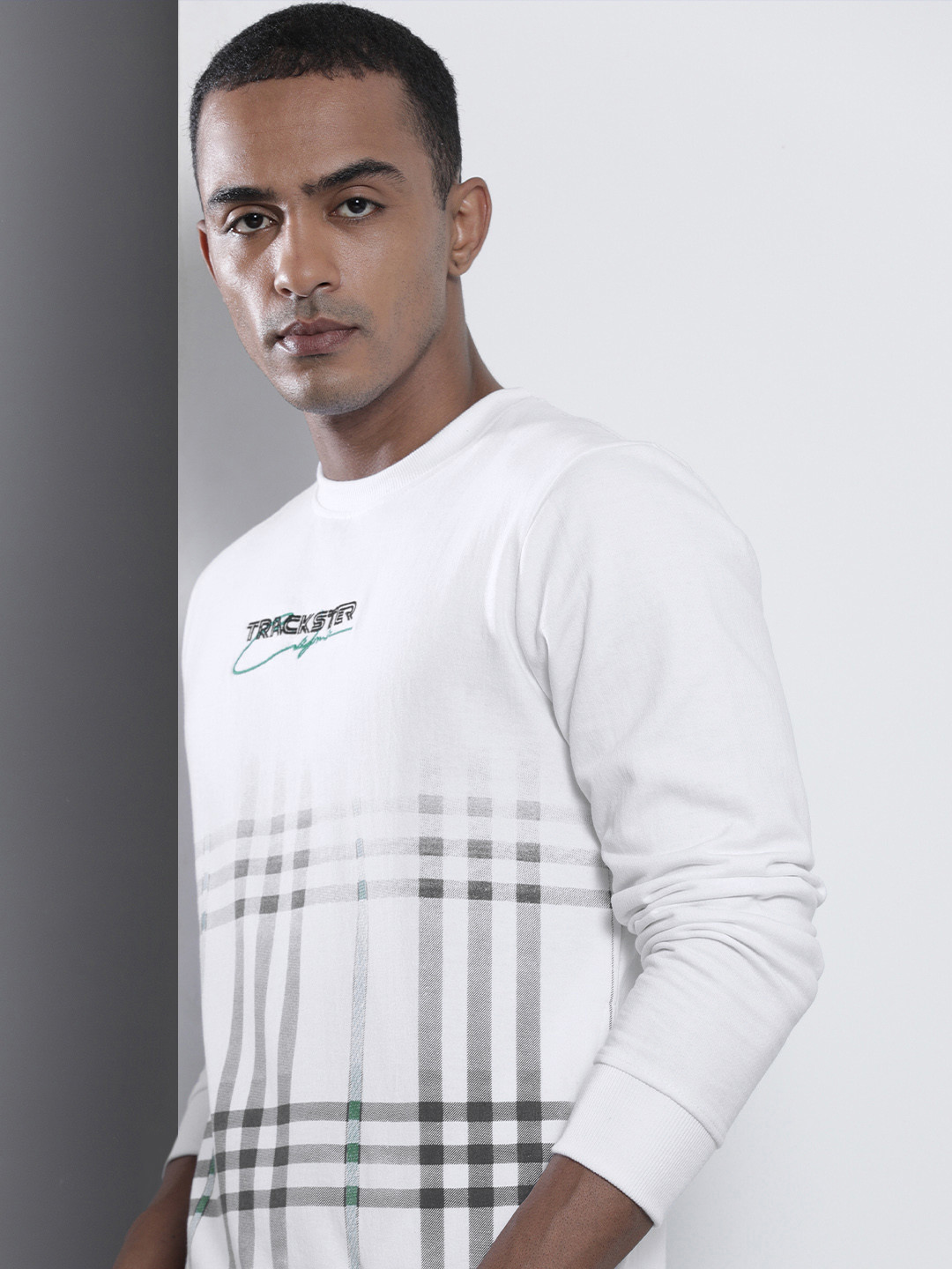 

The Indian Garage Co Men White Checked Sweatshirt