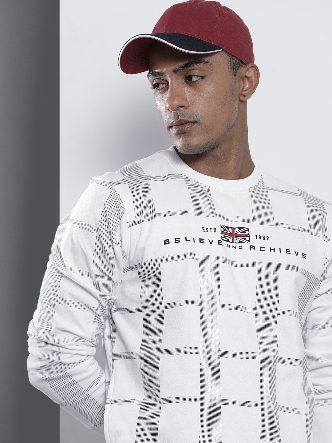 

The Indian Garage Co Men White Printed Sweatshirt