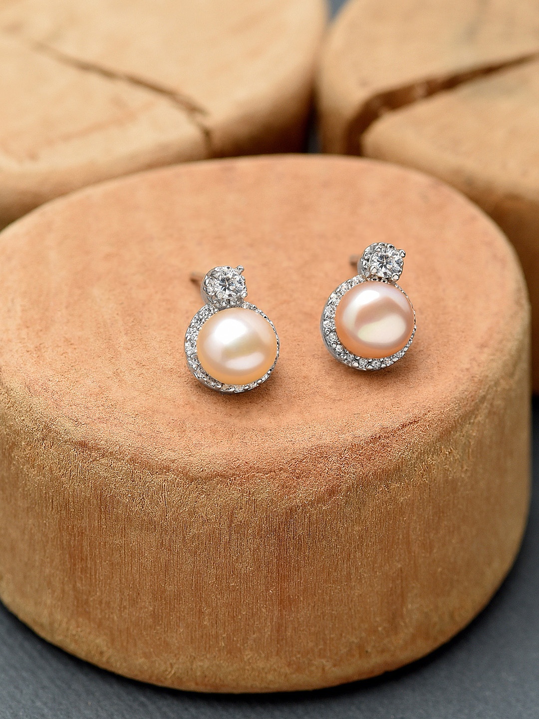 

Zaveri Pearls Peach-Coloured Silver-Plated Freshwater Pearl & CZ Studs Earrings