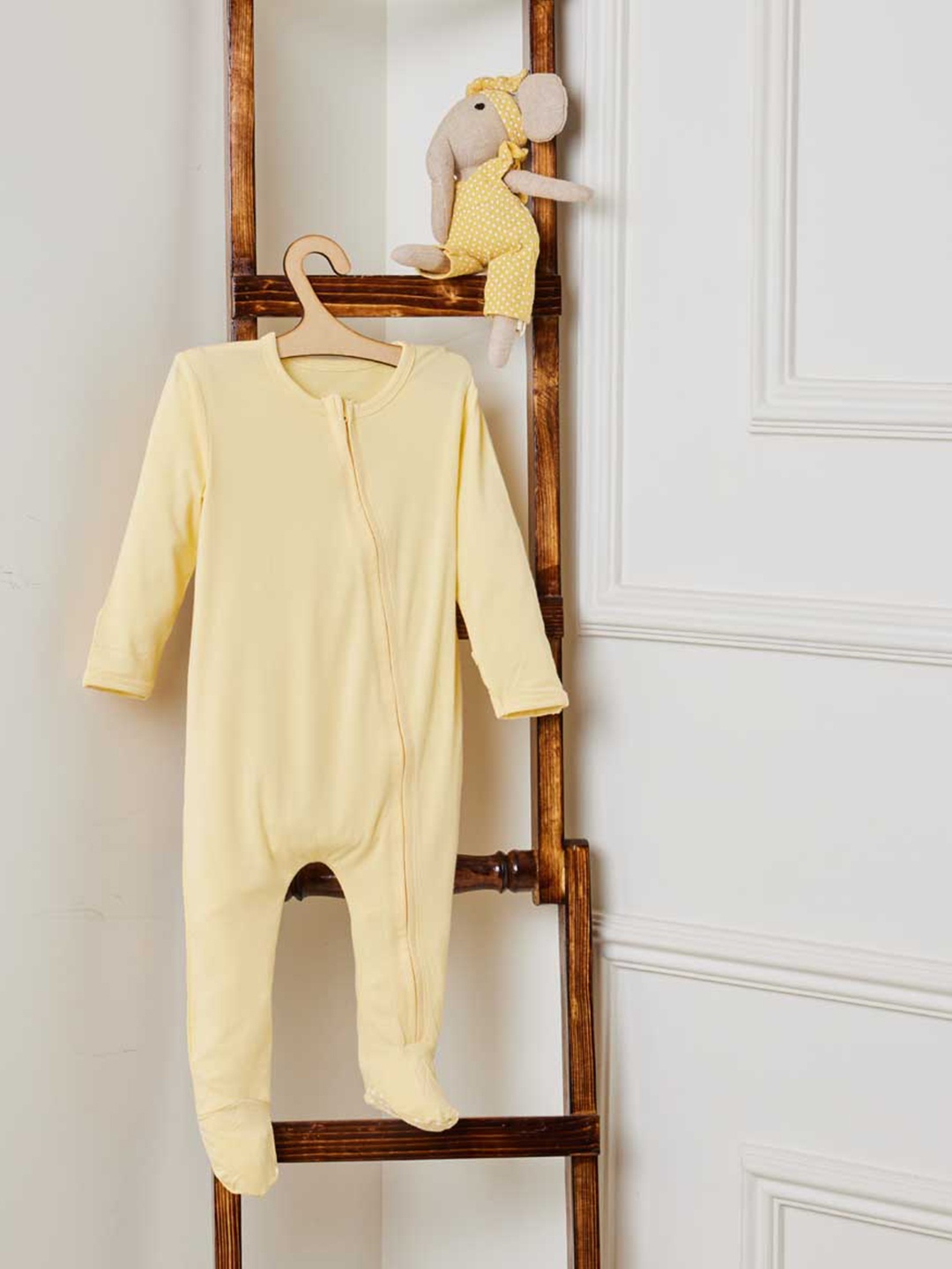 

Softsens Kids Yellow Solid Bamboo Sleepsuit