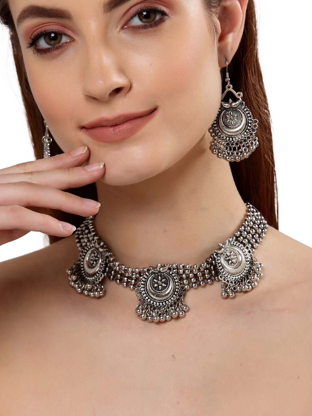 

Shining Diva Oxidised Silver-Plated & Black Jewellery Set