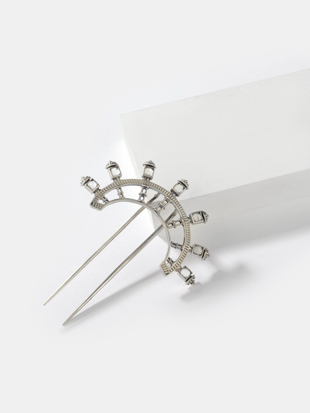 

SHAYA Women Silver-Toned Bumpit Hair Pin