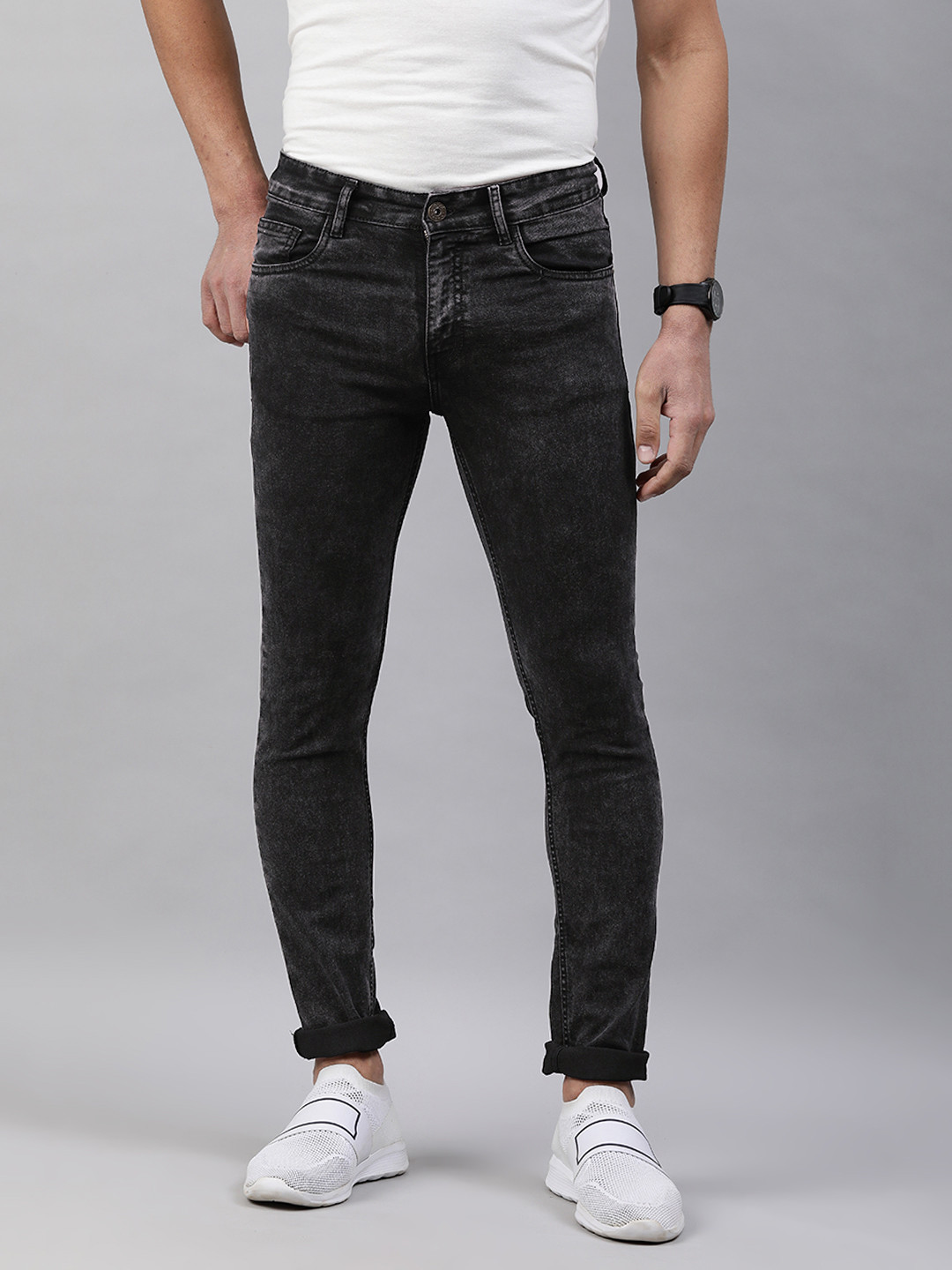 

abof Men Black Solid Slim Fit Light Fade Stretchable Jeans