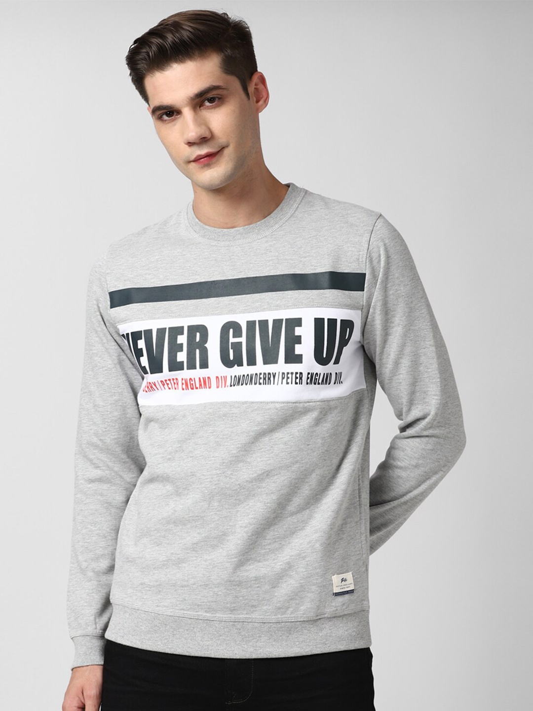 

Peter England Casuals Men Grey Printed Sweatshirt
